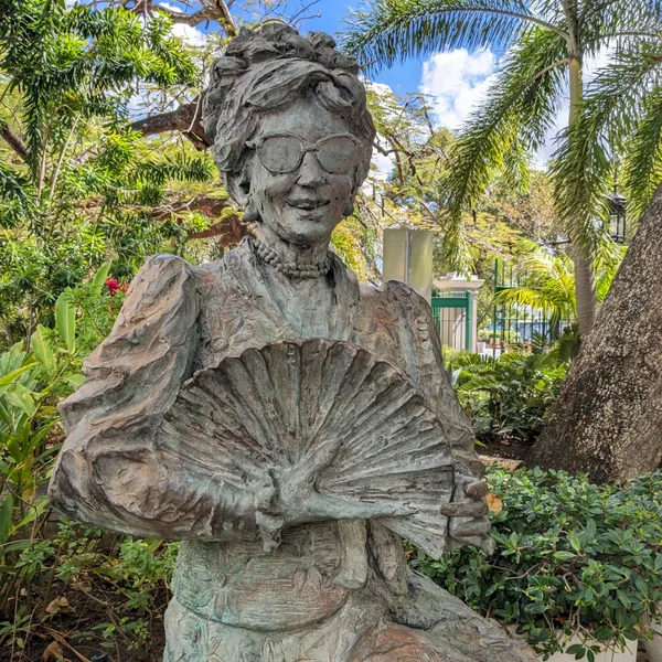Statue of Doña Fela